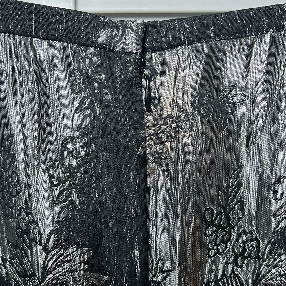 Sunny Choi Floral Lace Lined Pencil Skirt Size 6 Black & Pewter Gray - Picture 7 of 8